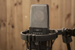 AKG 414XLS